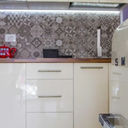 White House - Piro Appartamento *