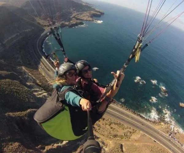 White House - Piro 公寓